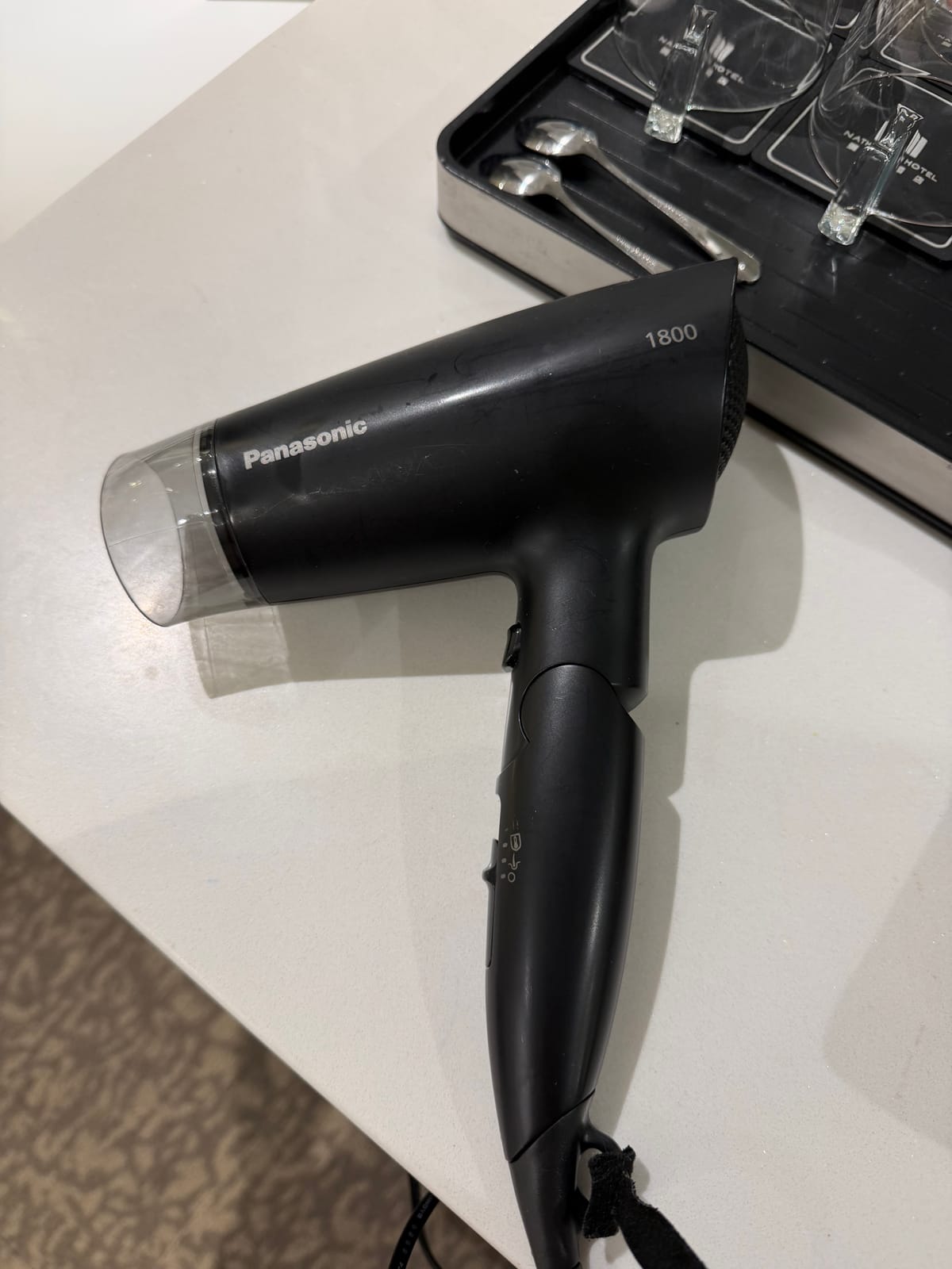 備え付けの Panasonic のドライヤー